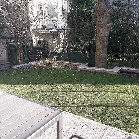Apartamento Cosy Flat In The Quiet Area With Own Garden, Free Parking And Direct Public Transport Link To The Centre Viena Exterior foto
